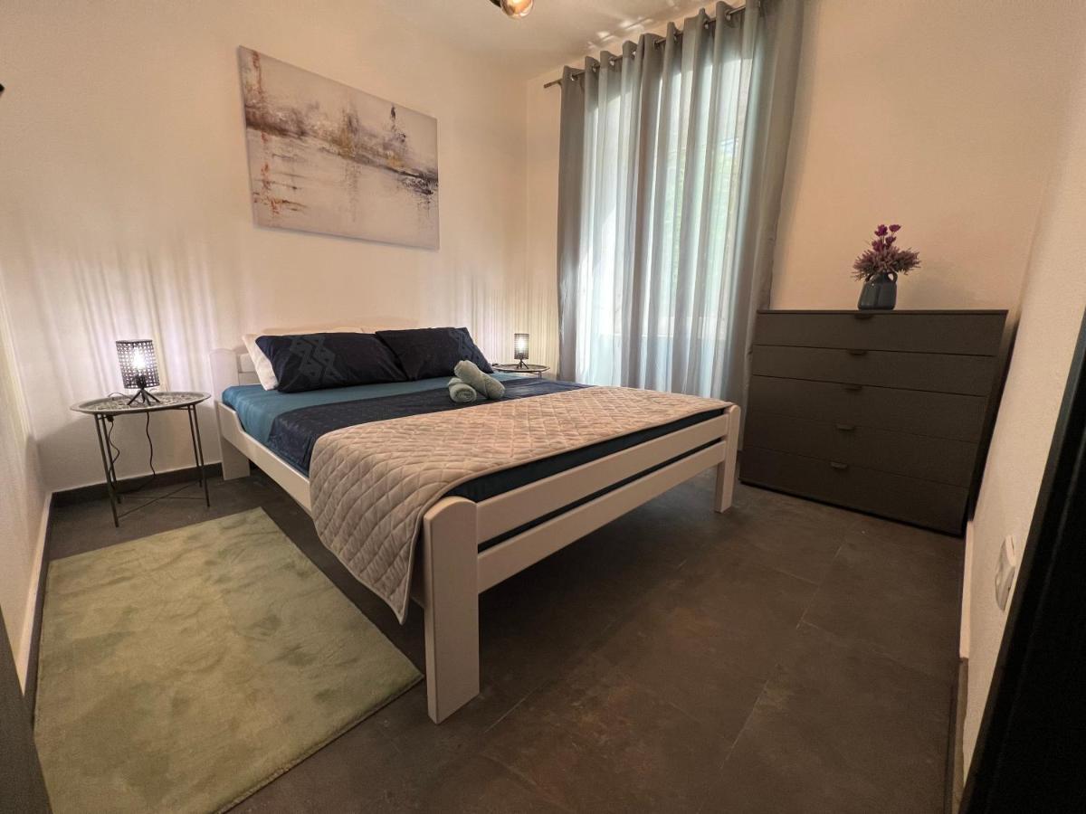 Apartment Marteli Tivat Eksteriør billede